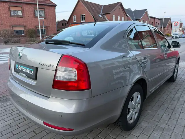 Skoda Octavia view 5