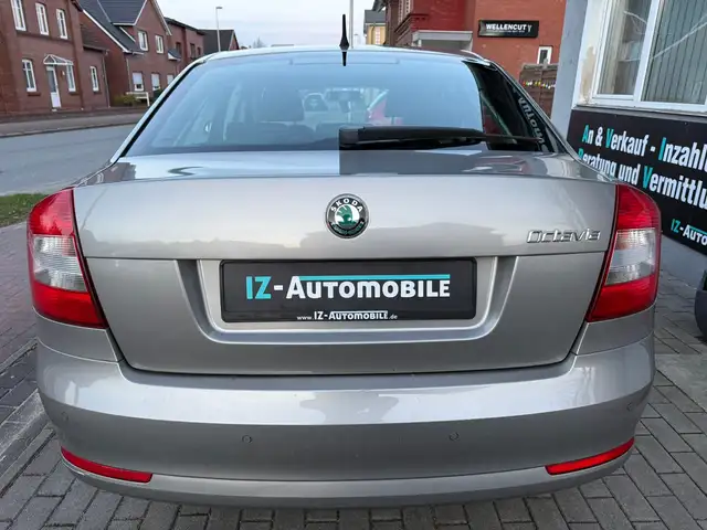 Skoda Octavia view 6
