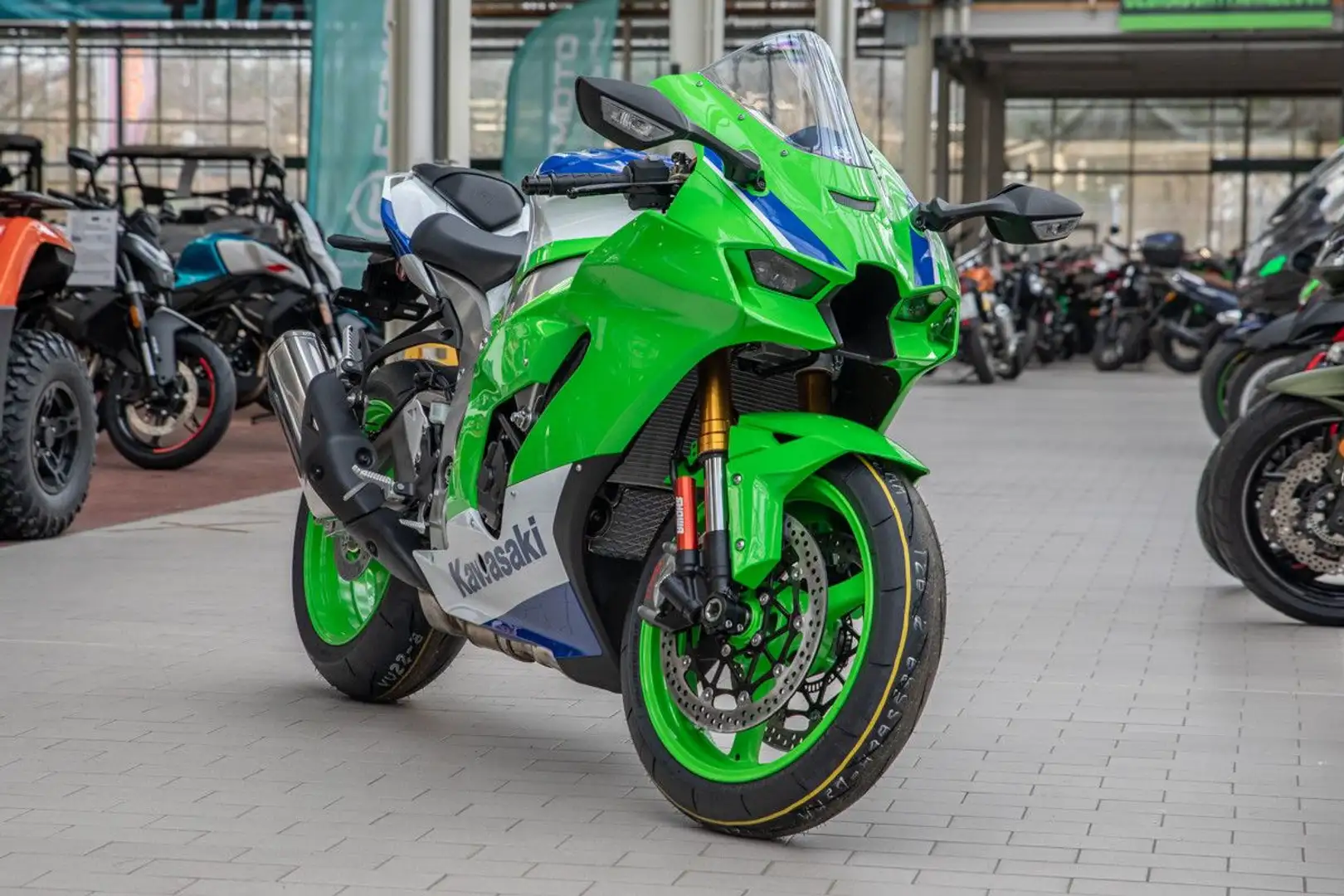 Kawasaki Ninja ZX-10R 40th Anniversary Edition Чорний - 2