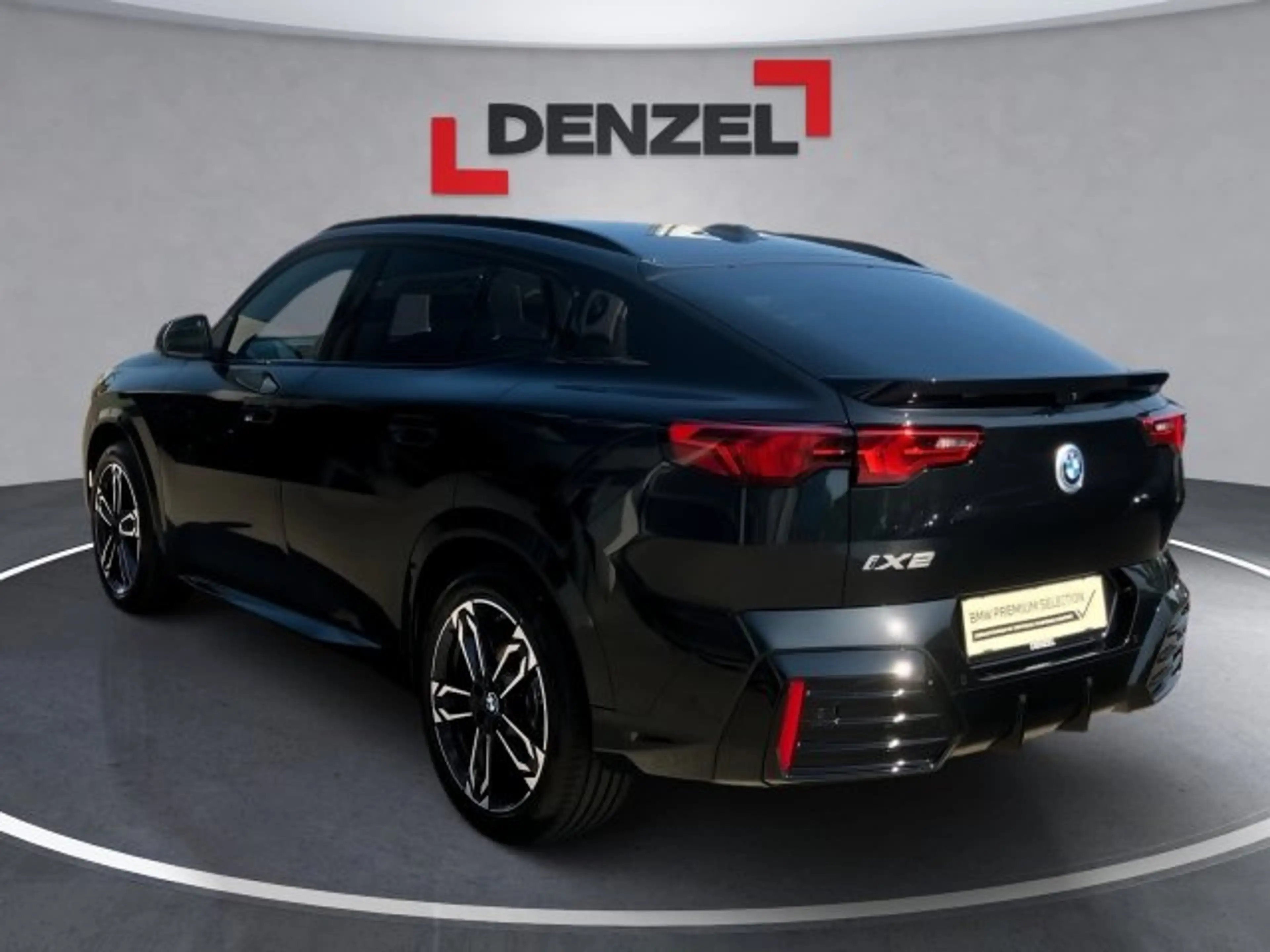 BMW iX2 eDrive 20 U10 — photo 12