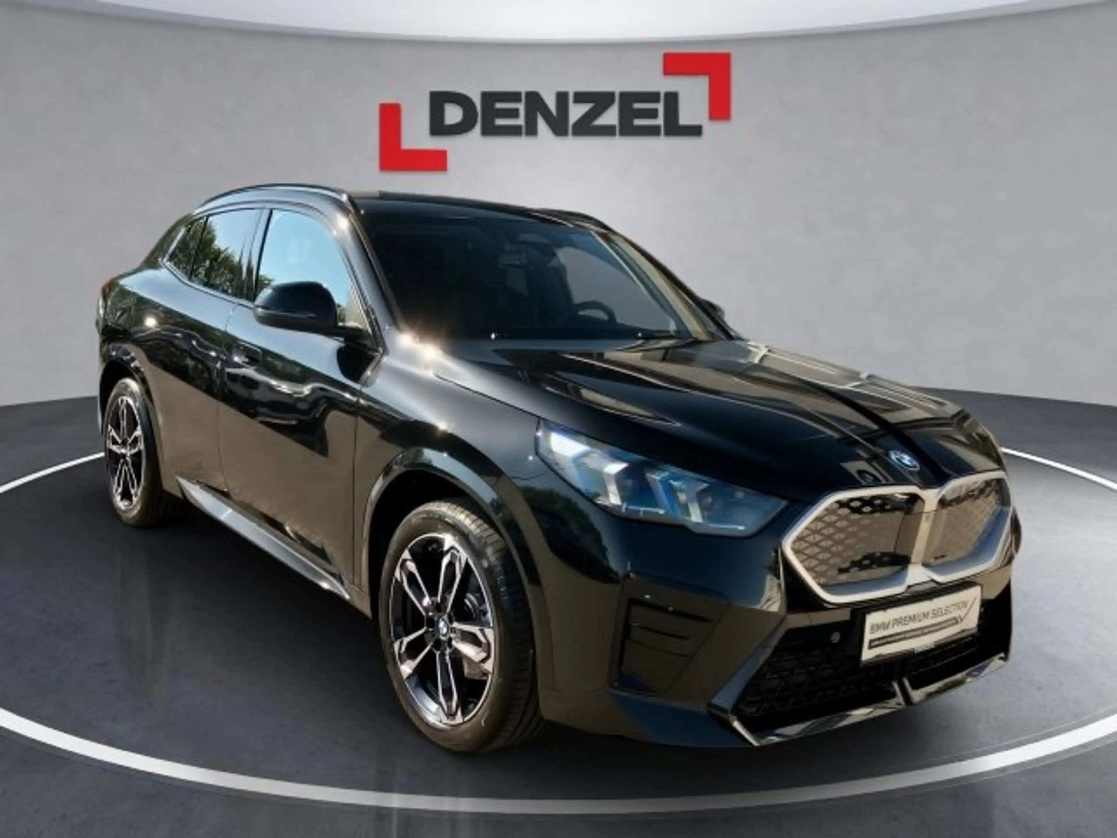 BMW iX2 eDrive 20 U10 — photo 3