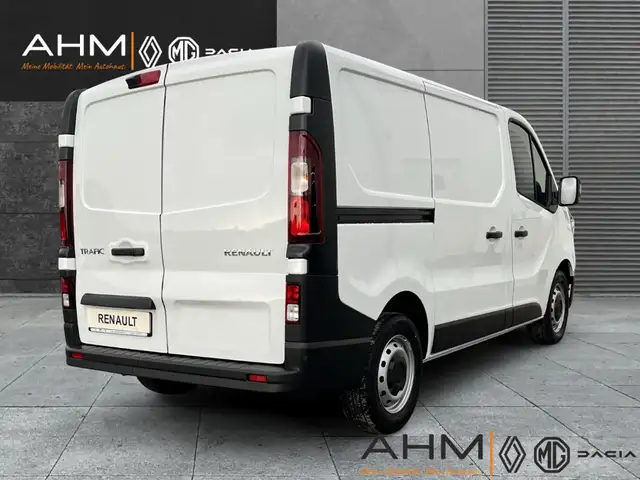 Renault Trafic view 2