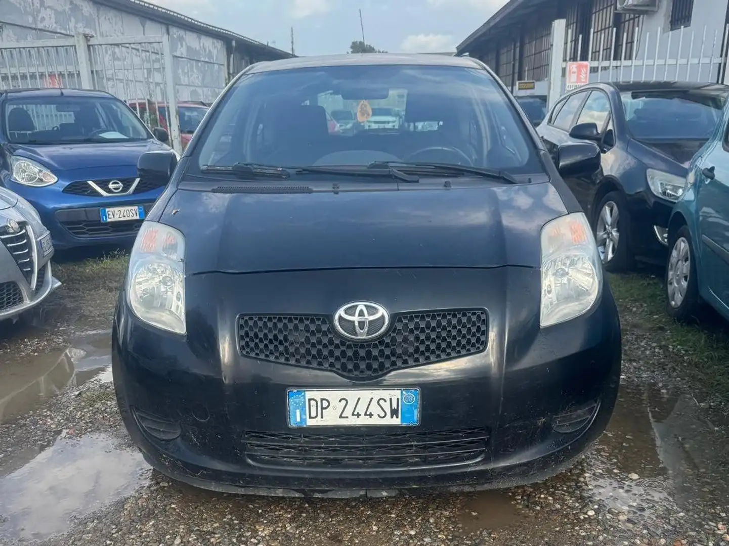 Toyota Yaris Yaris II 2005 3p 1.0 Sol Schwarz - 1