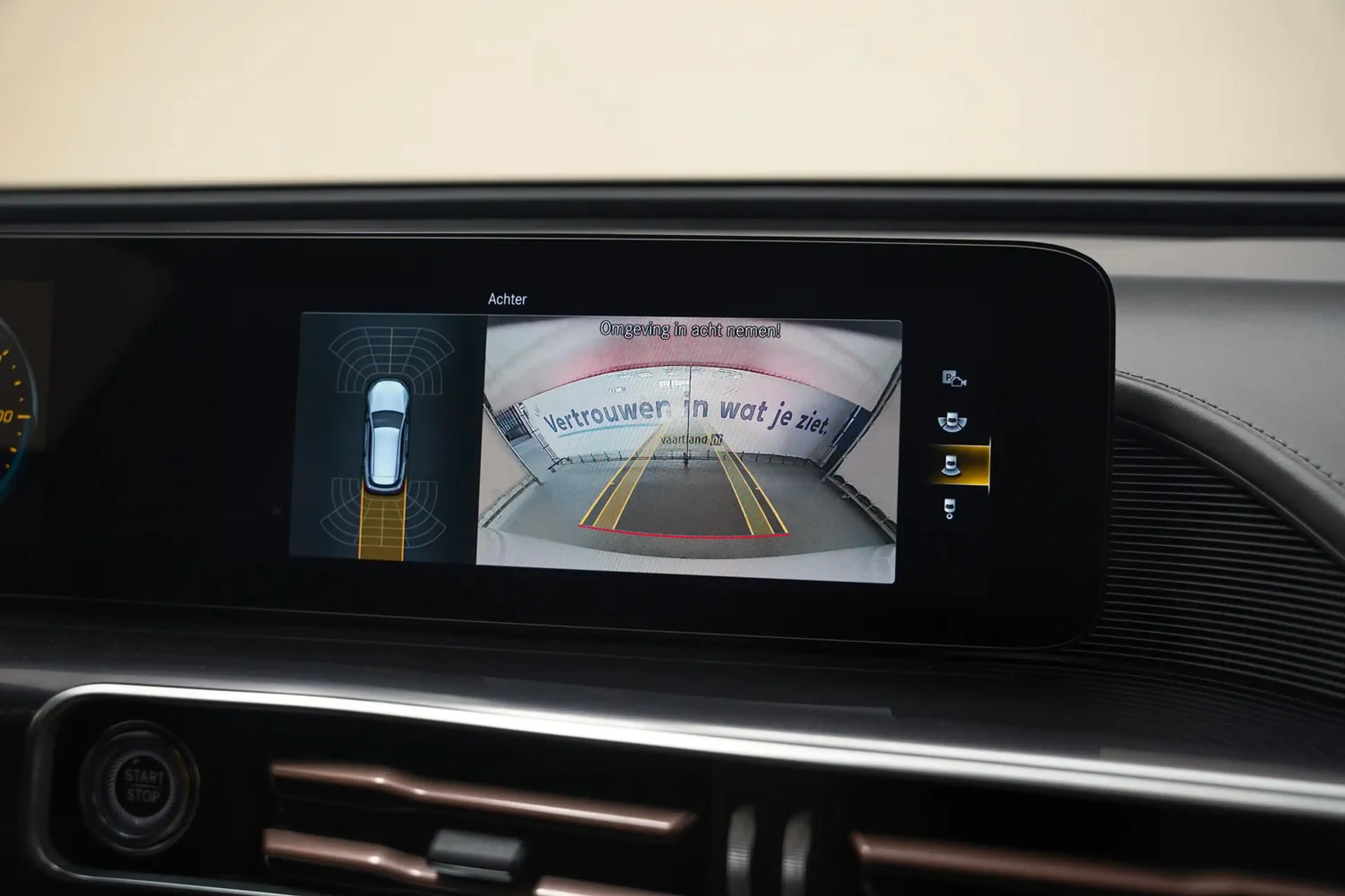 Mercedes-Benz EQC 400 4MATIC Business Solution 80 kWh [ Clima Navi Apple — photo 5