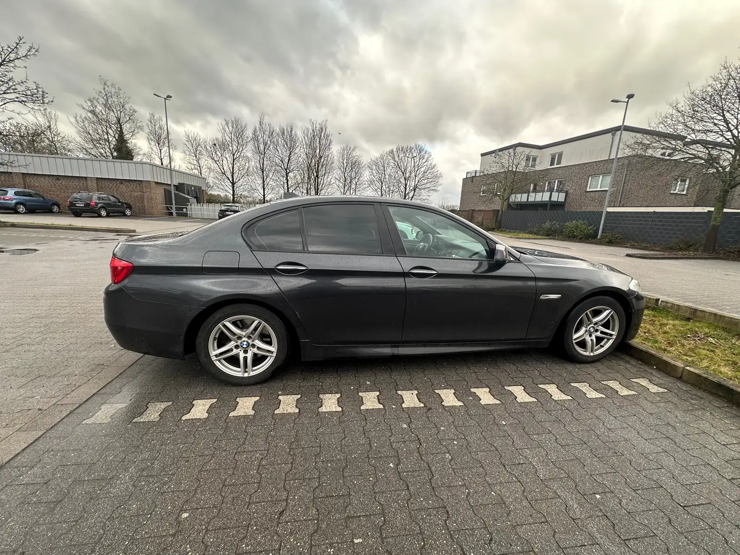 BMW 523 523i f10 *M-Paket* Grau - 2