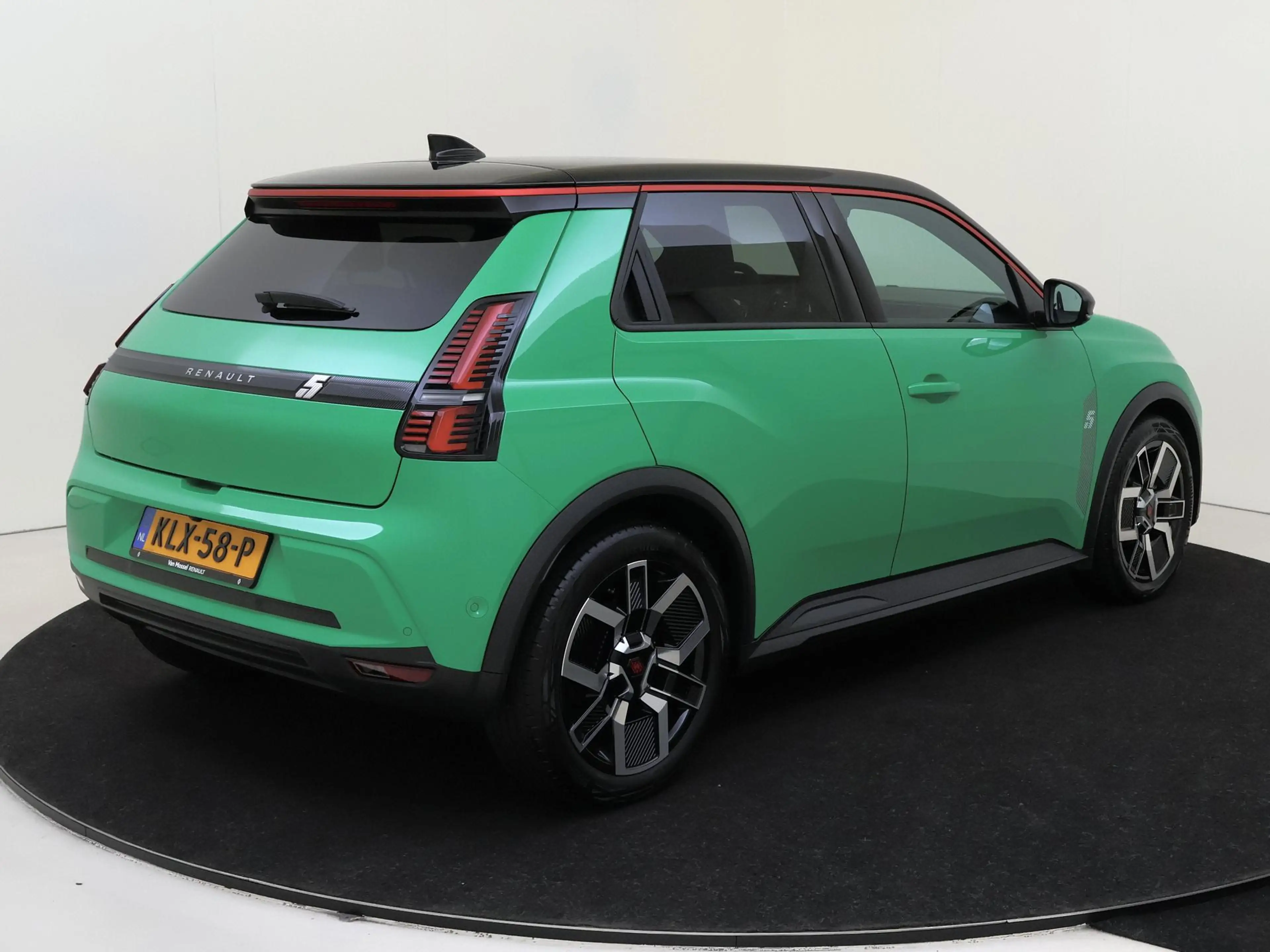Renault R 5 comfort range evolution 52 kWh Navigatie | Apple C — photo 8