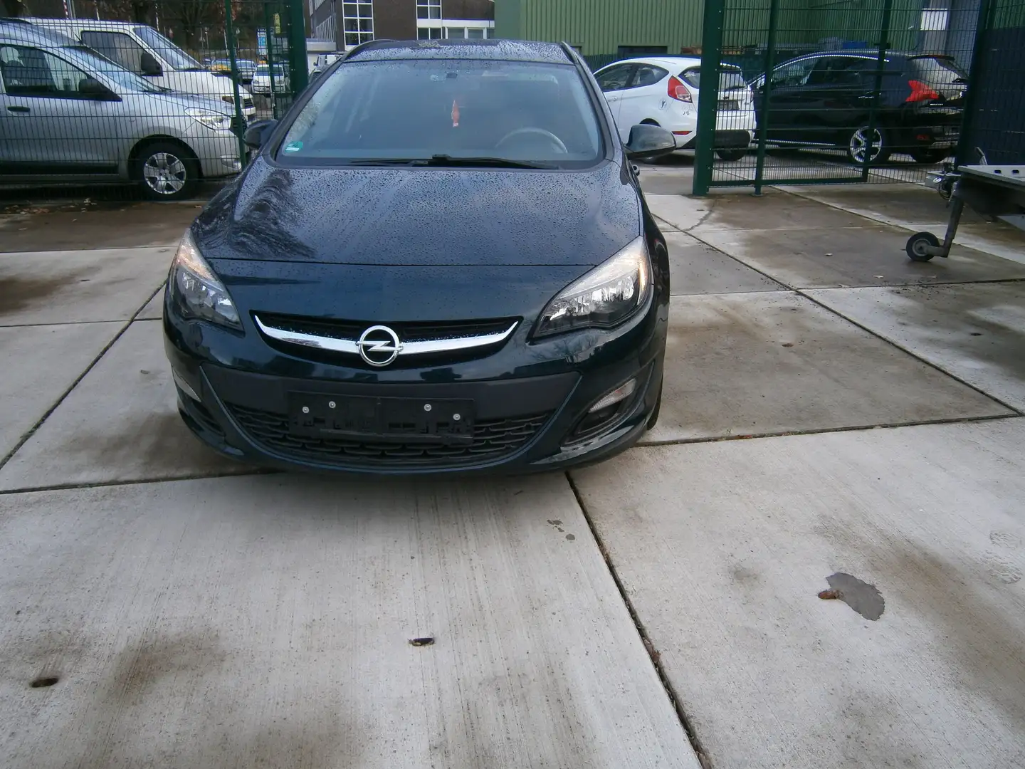 Opel Astra Selection zelena - 1
