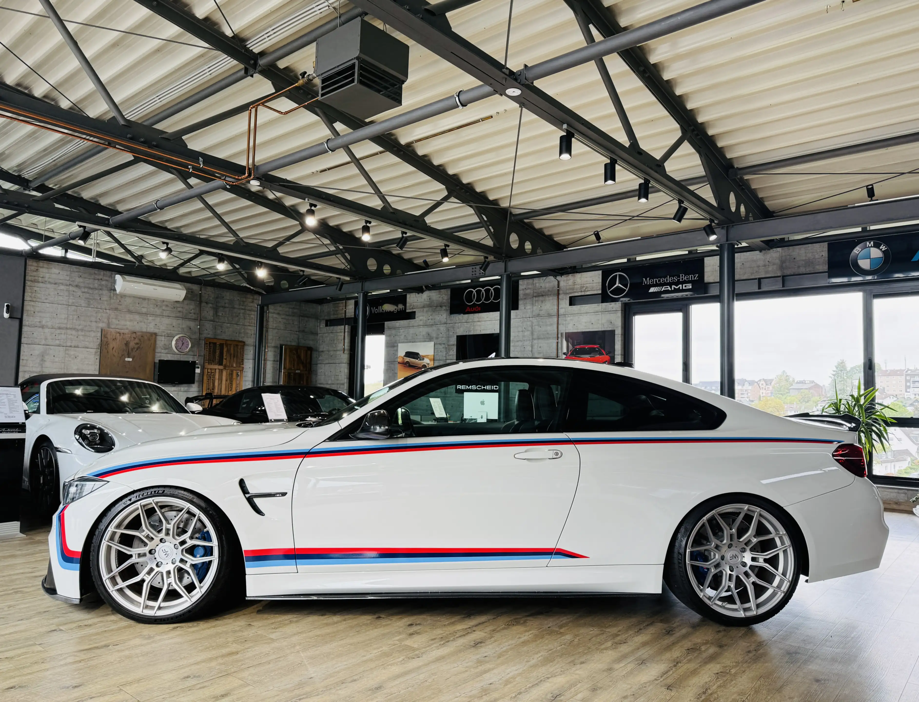 BMW M4 Coupé DKG*KW V3*OLED*20ZOLL WHEELFORCE* — photo 4
