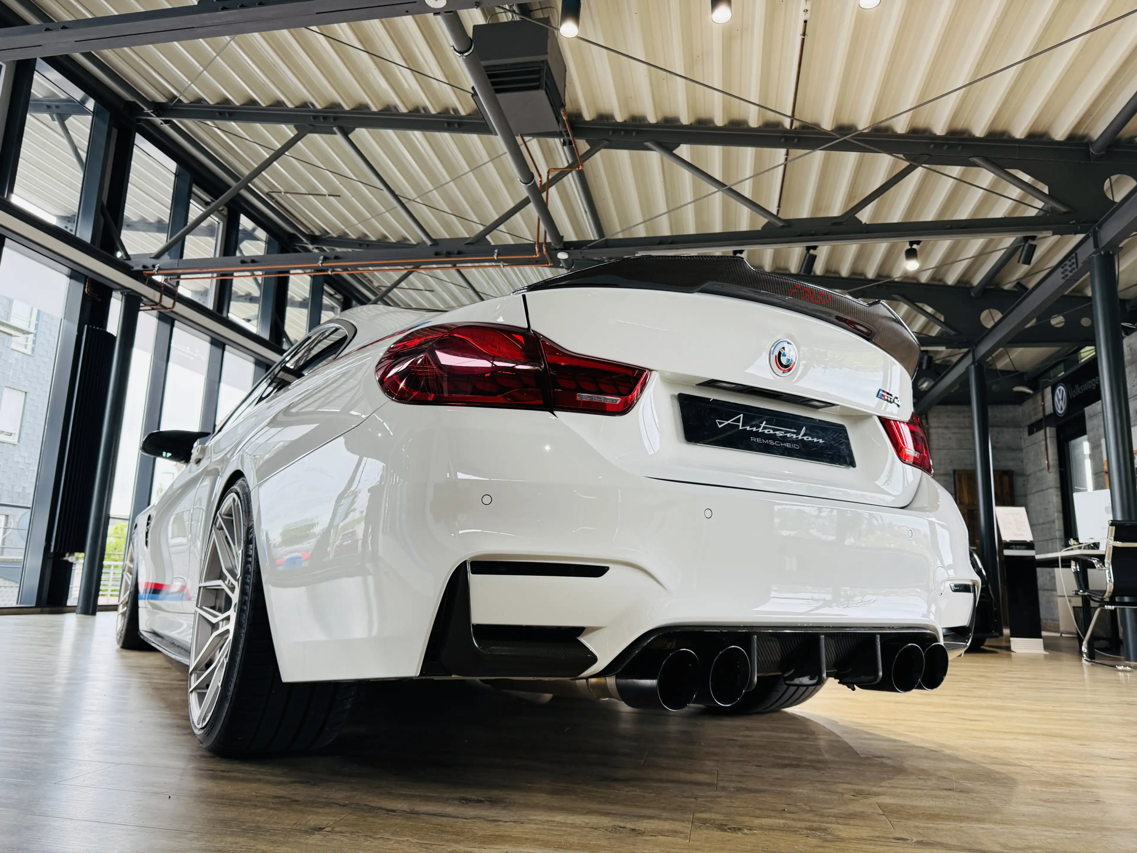 BMW M4 Coupé DKG*KW V3*OLED*20ZOLL WHEELFORCE* — photo 12