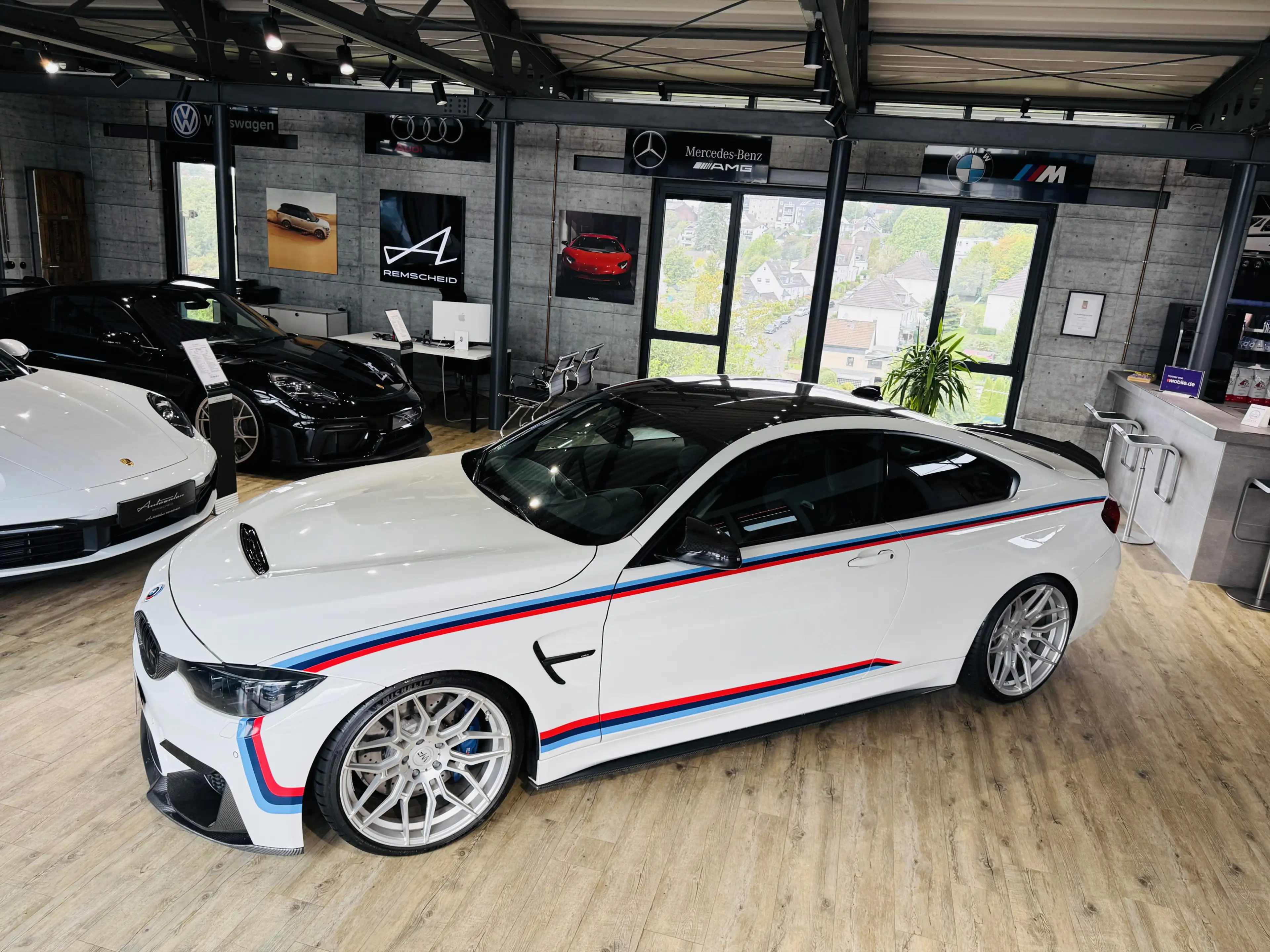 BMW M4 Coupé DKG*KW V3*OLED*20ZOLL WHEELFORCE* — photo 2
