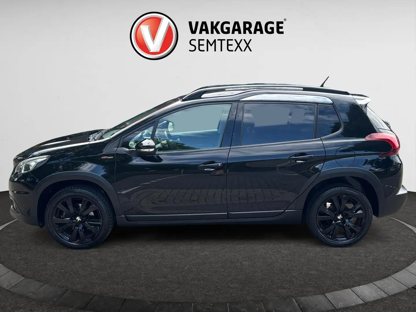 Peugeot 2008 1.2 Turbo GT-line | Navi | Camera | Panodak | Clim Zwart - 2