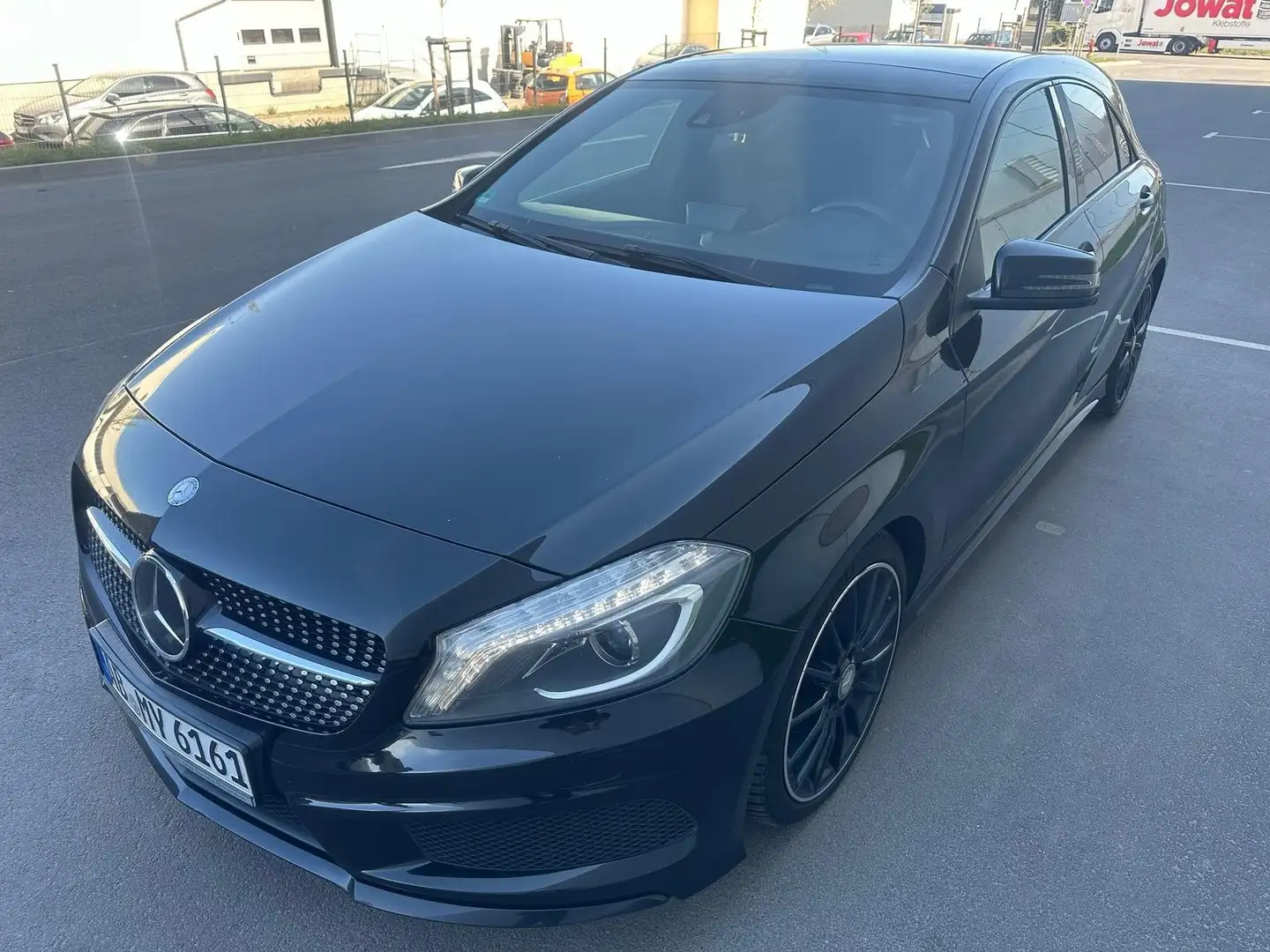 Mercedes-Benz A 200 A 200 AMG SPORTPAKET Schwarz - 1