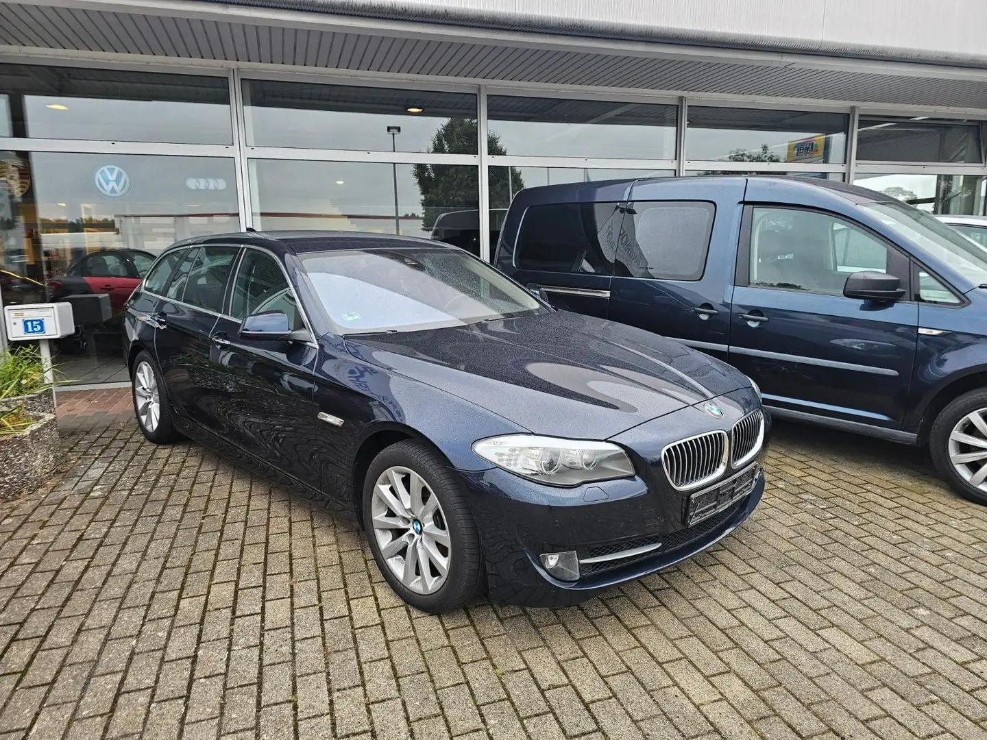 BMW 535 i Touring+Softclose+Head-Up+Scheckheft Bleu - 1
