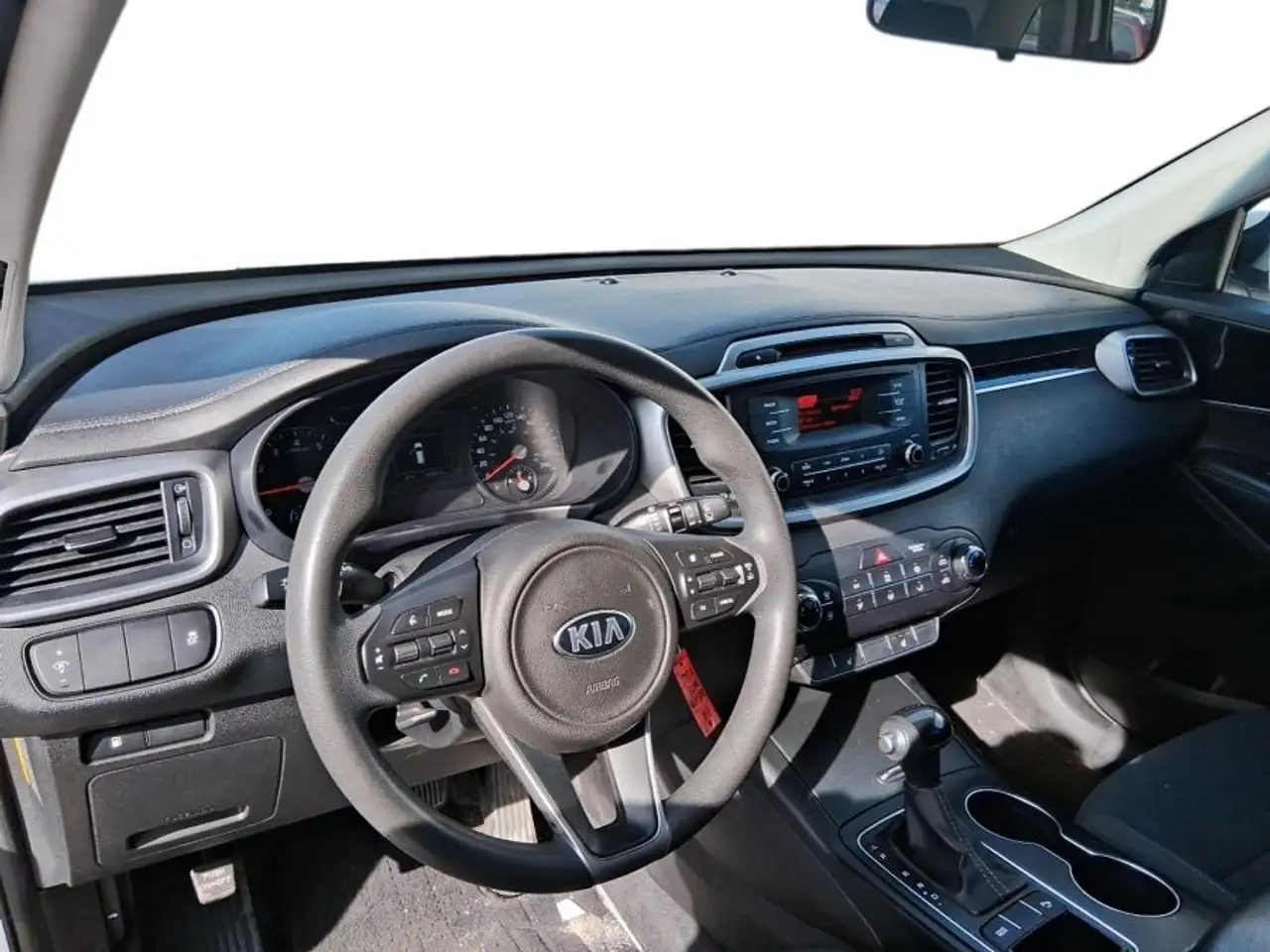 Kia Sorento снимка Kia Sorento