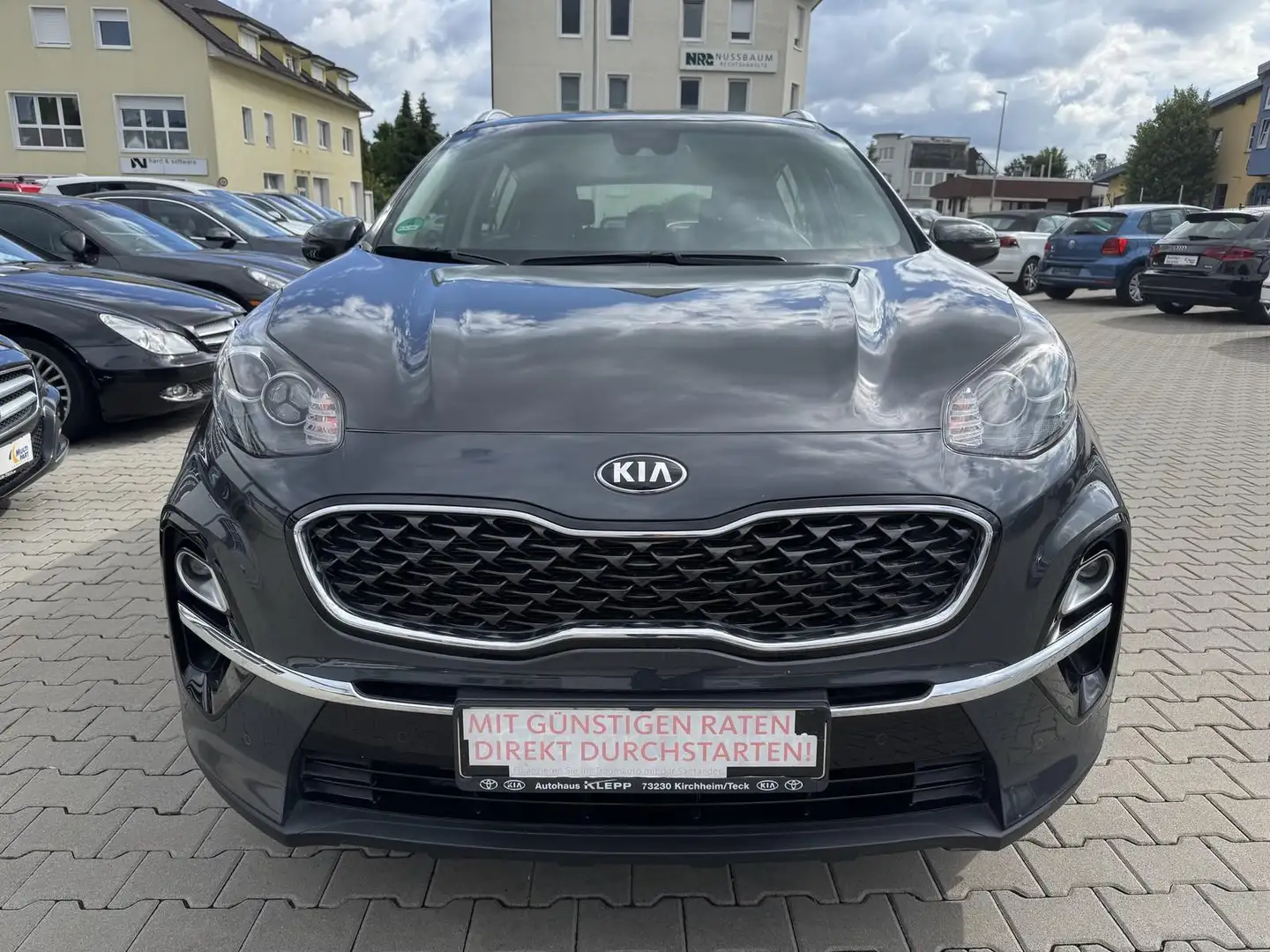 Kia Sportage 4WD/4xSHZ+L.HEIZUNG/AHK/KAMERA/8x bereift/1.Hand Gris - 2