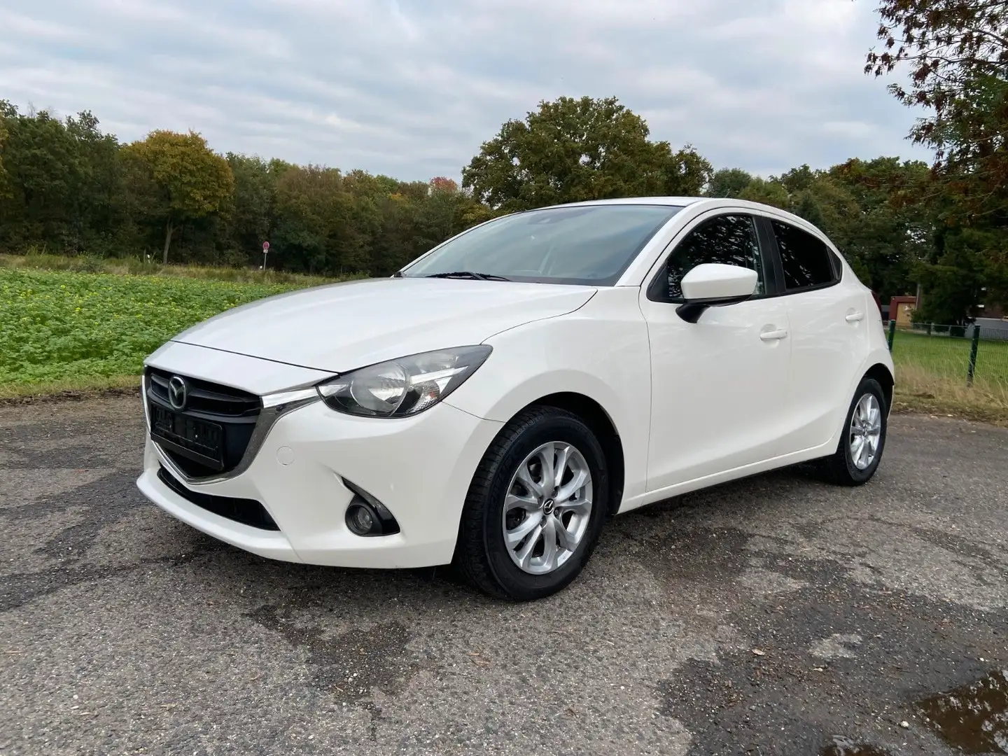 Mazda 2 1.5I Exclusive-Line Spurhalter. Klima Navi Blanc - 1