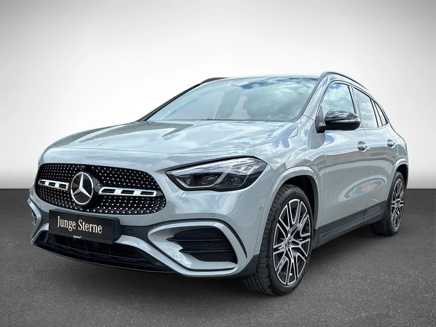 Mercedes-Benz GLA 200 d 4MATIC Österreich-Edition PTS Navi AUT Grau - 2