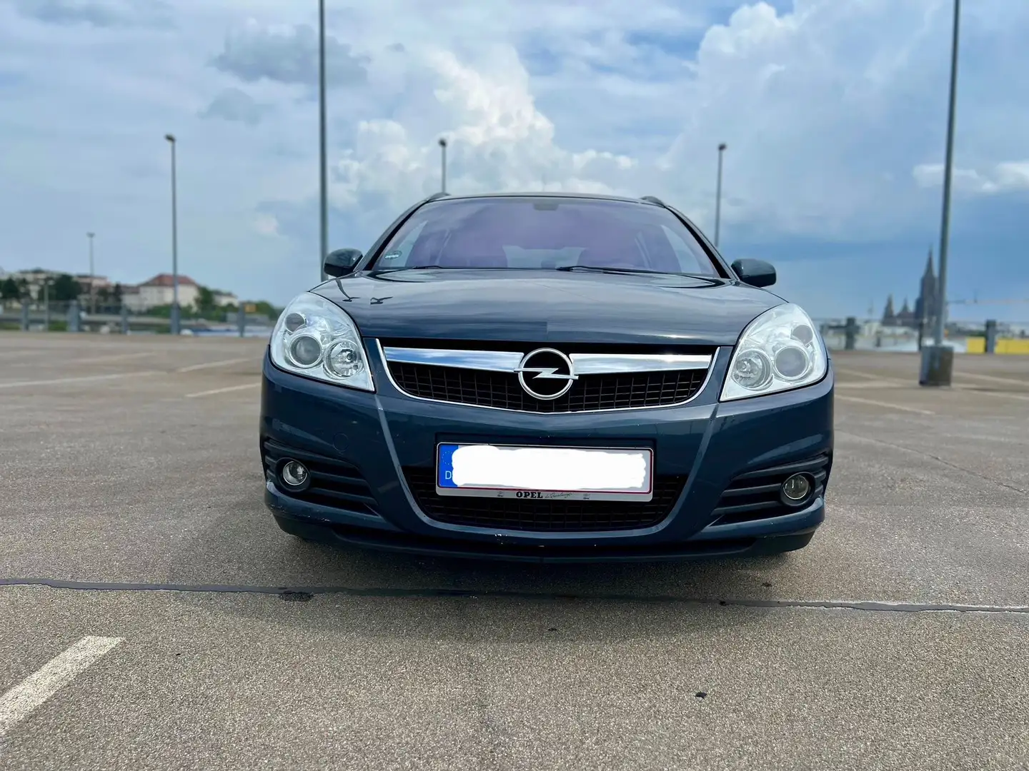 Opel Vectra 1.8 Caravan Edition Grau - 1