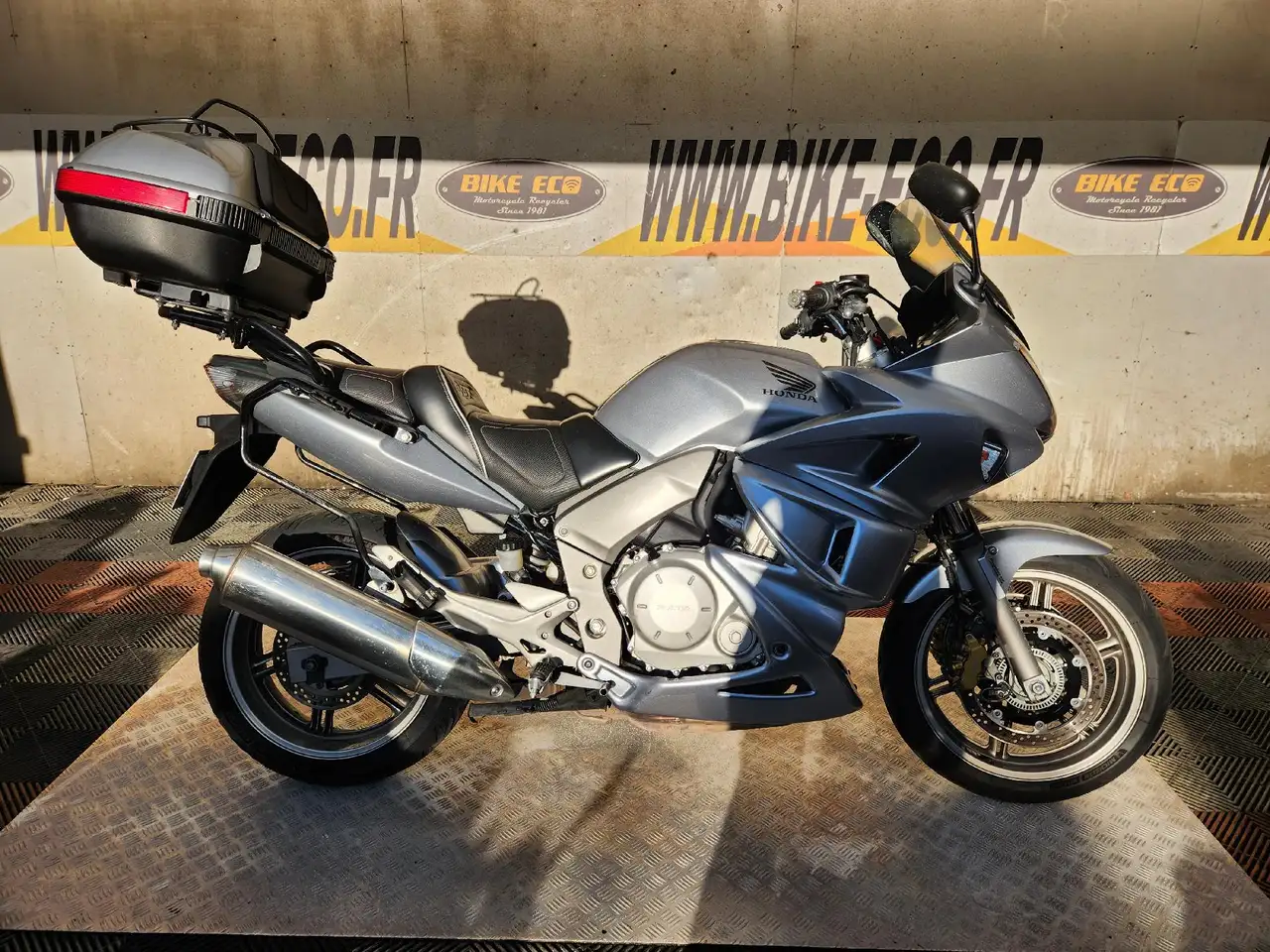 Honda CB 1000 F