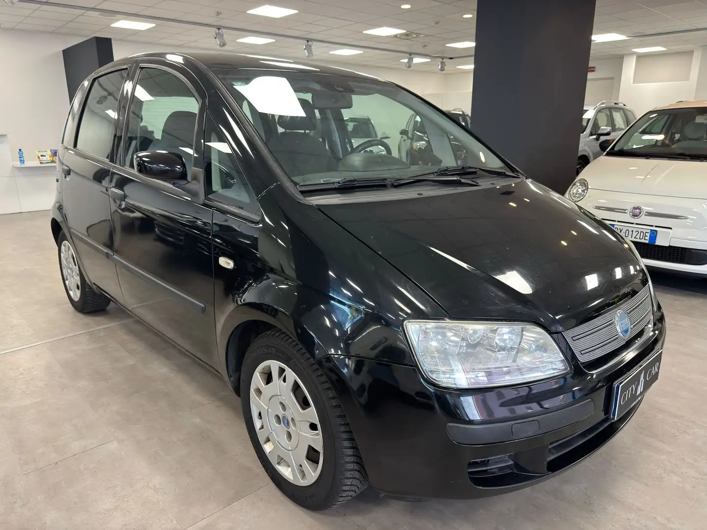 Fiat Idea Idea 1.4 Black Energy Schwarz - 1
