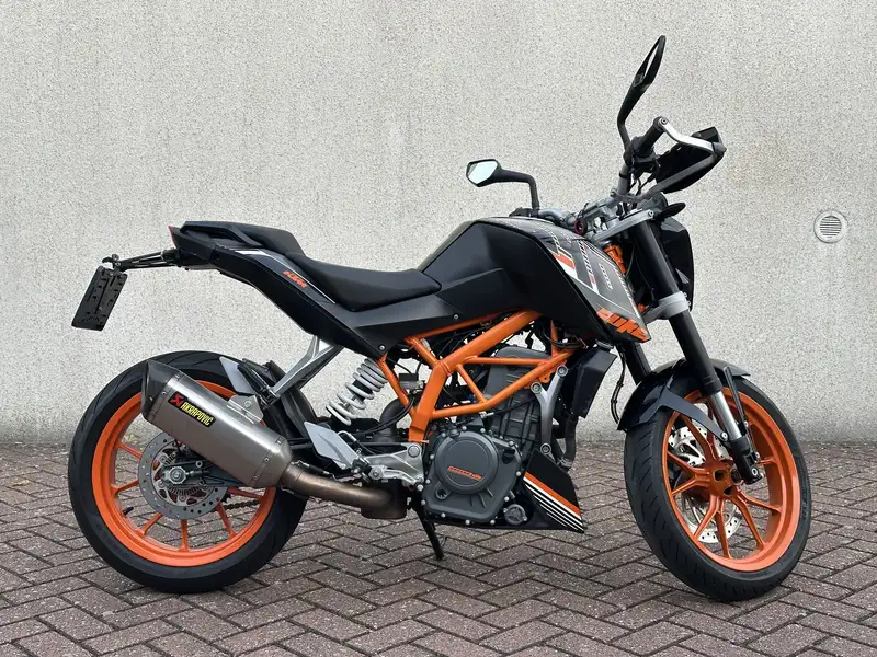 KTM 390 Duke - foto 3