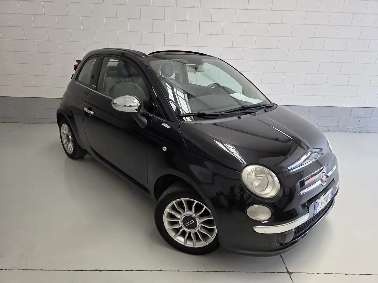 Fiat 500 C 1.2 Lounge Nero - 2
