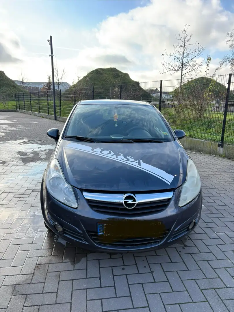 Opel Corsa 1.2 16V Sport - 1