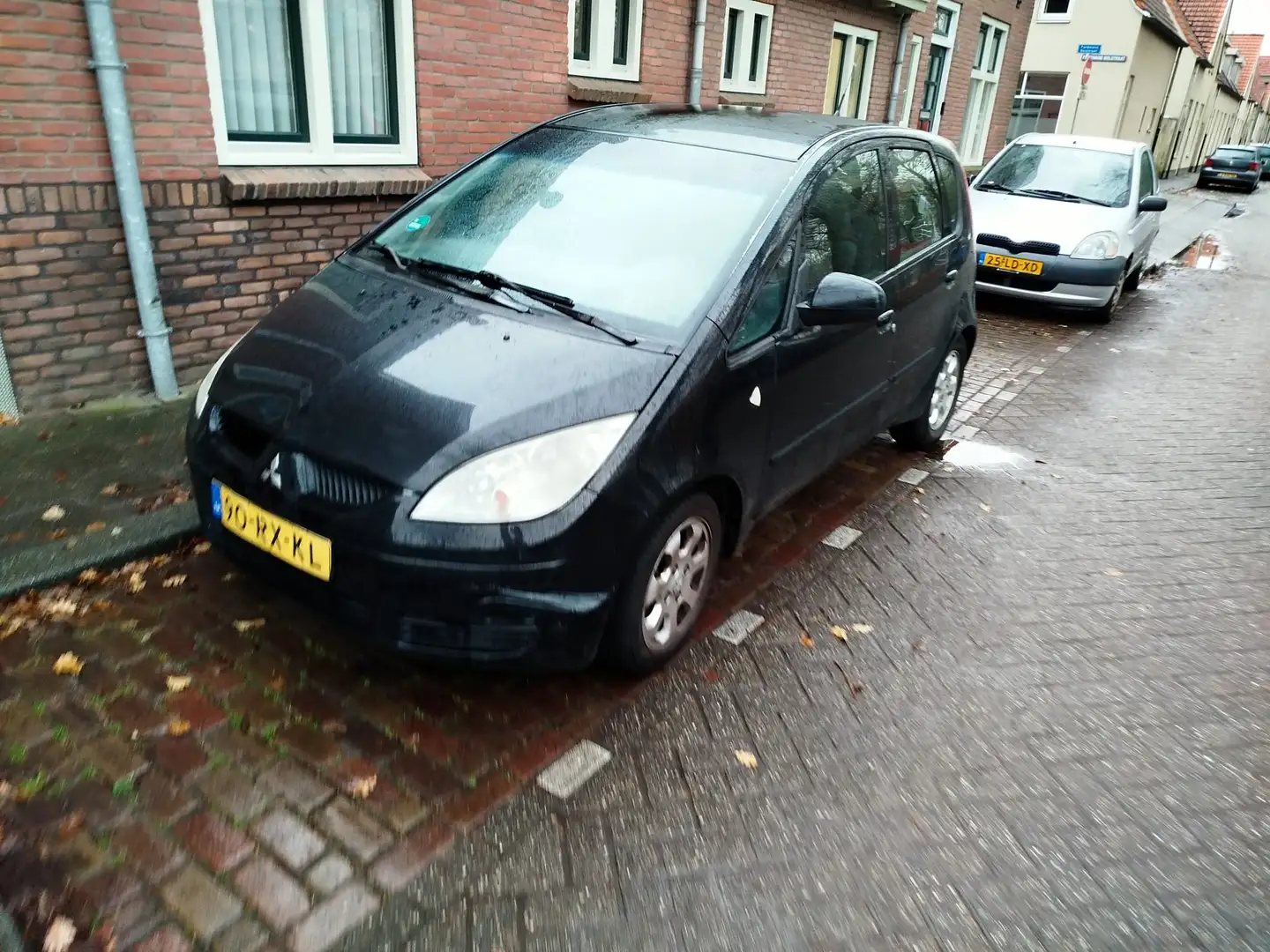 Mitsubishi Colt Colt 1.3 Invite - 1