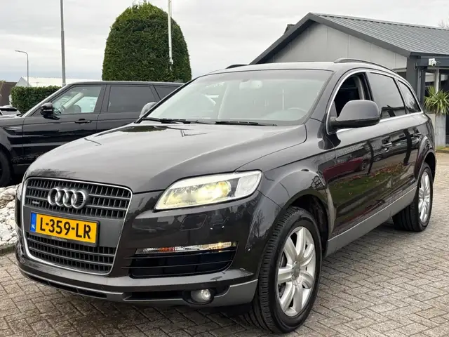 Audi Q7 4.2 FSI V8 Quattro 2006 Youngtimer Trekhaak