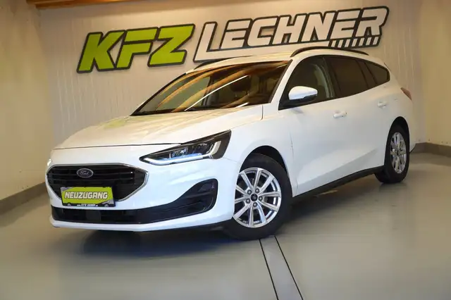 Ford Focus view 8
