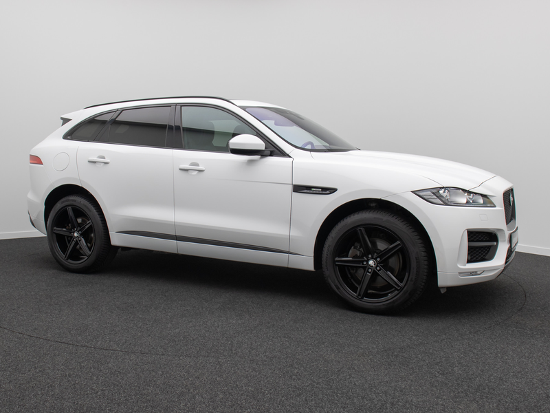 Jaguar F-Pace 30d R-Sport Kamera DigitDisp Meridian 20 — photo 4