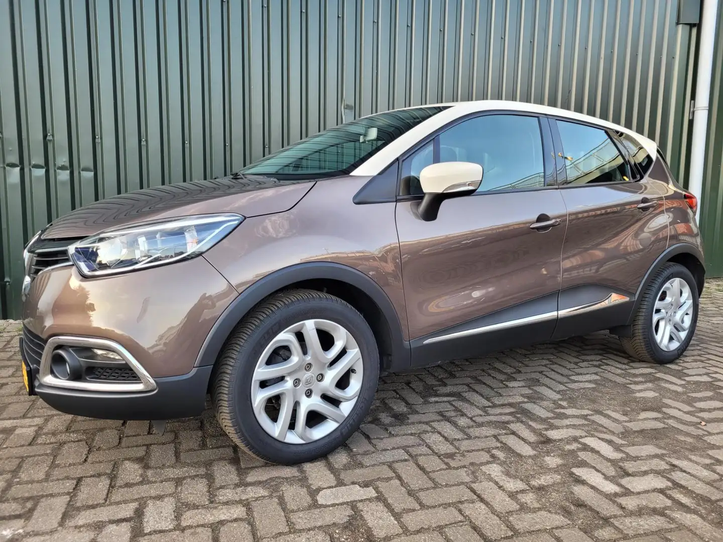 Renault Captur 0.9 TCe Dynamique NL DEALER AUTO Bruin - 2