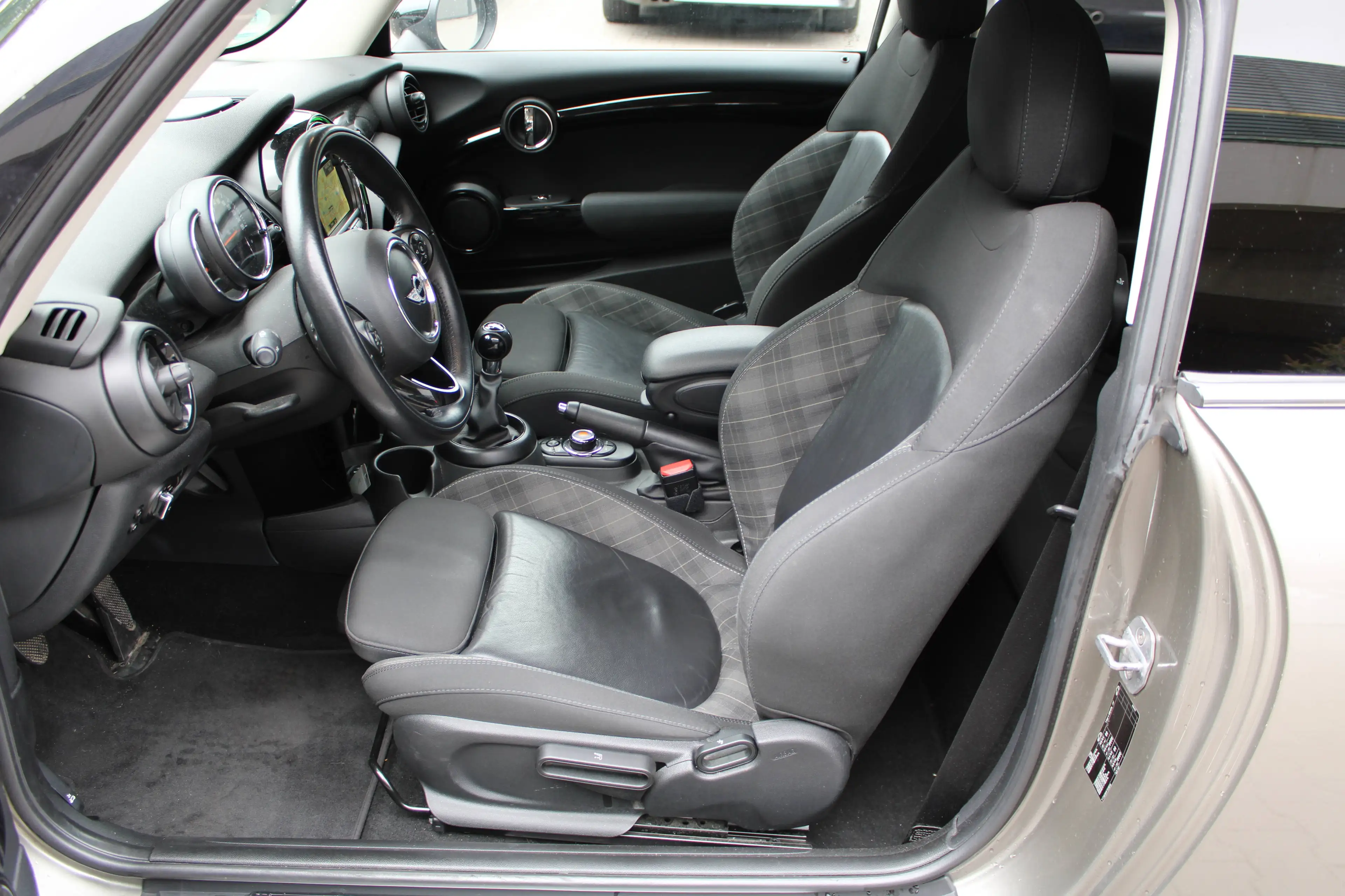 MINI Cooper Cooper Navi/Leder Sportsitze/SHZ/PDC/TEMPOMAT — photo 5