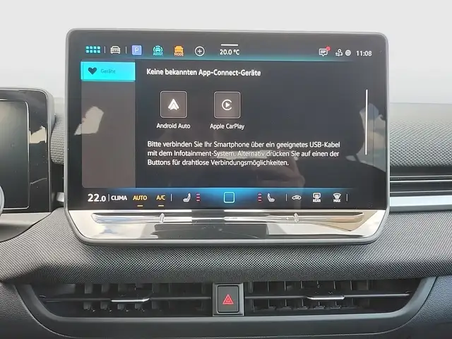 Volkswagen T-Roc view 13