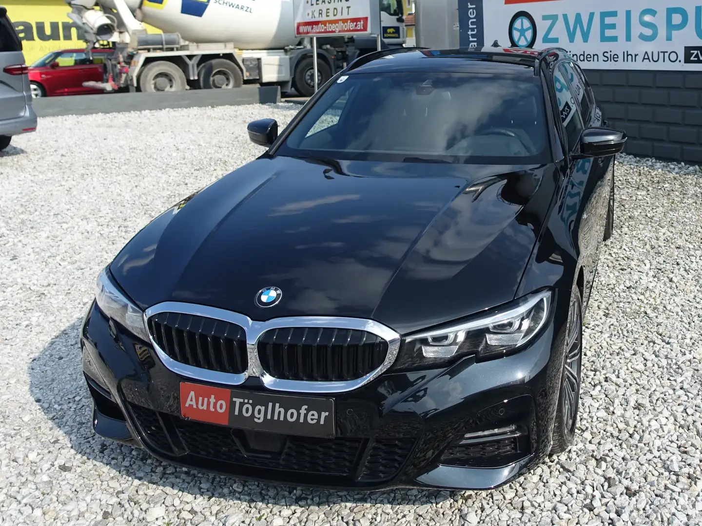 BMW 318 d Aut. M-Sport ACC LED Live Cockpit Prof. 1.Besitz Schwarz - 1