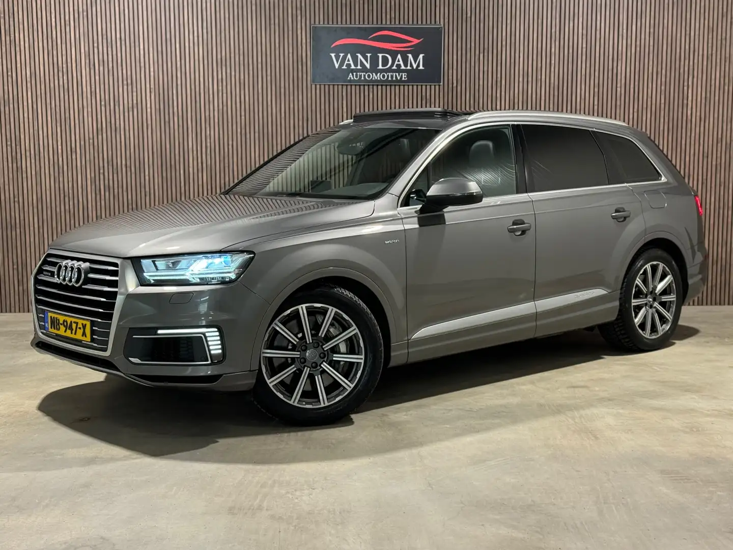 Audi Q7 3.0 TDI e-tron quattro Sport 2016 NAP PANO LEDER C Grey - 1