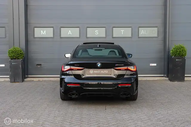 BMW 4 Series view 9