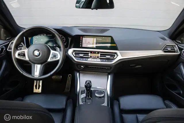 BMW 4 Series view 3