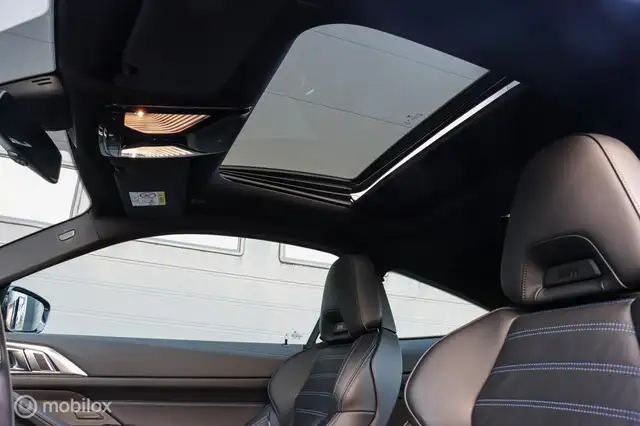BMW 4 Series view 10