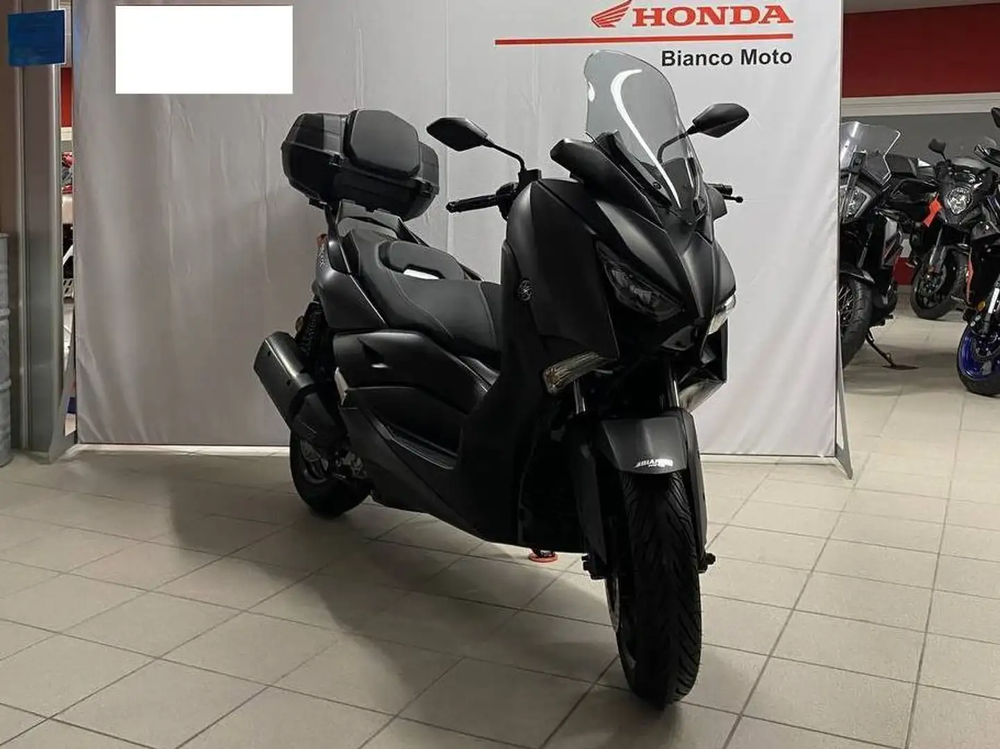 Yamaha X-Max 300 abs Negro - 1