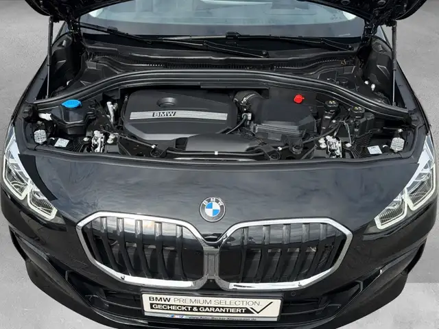 BMW 2 Series view 14