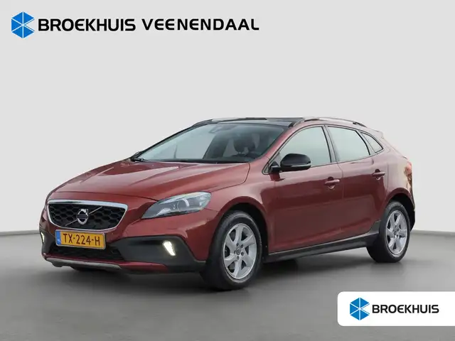 Volvo V40 Cross Country 1.6 T4 180PK Automaat Summum | Panoramadak | Trekh
