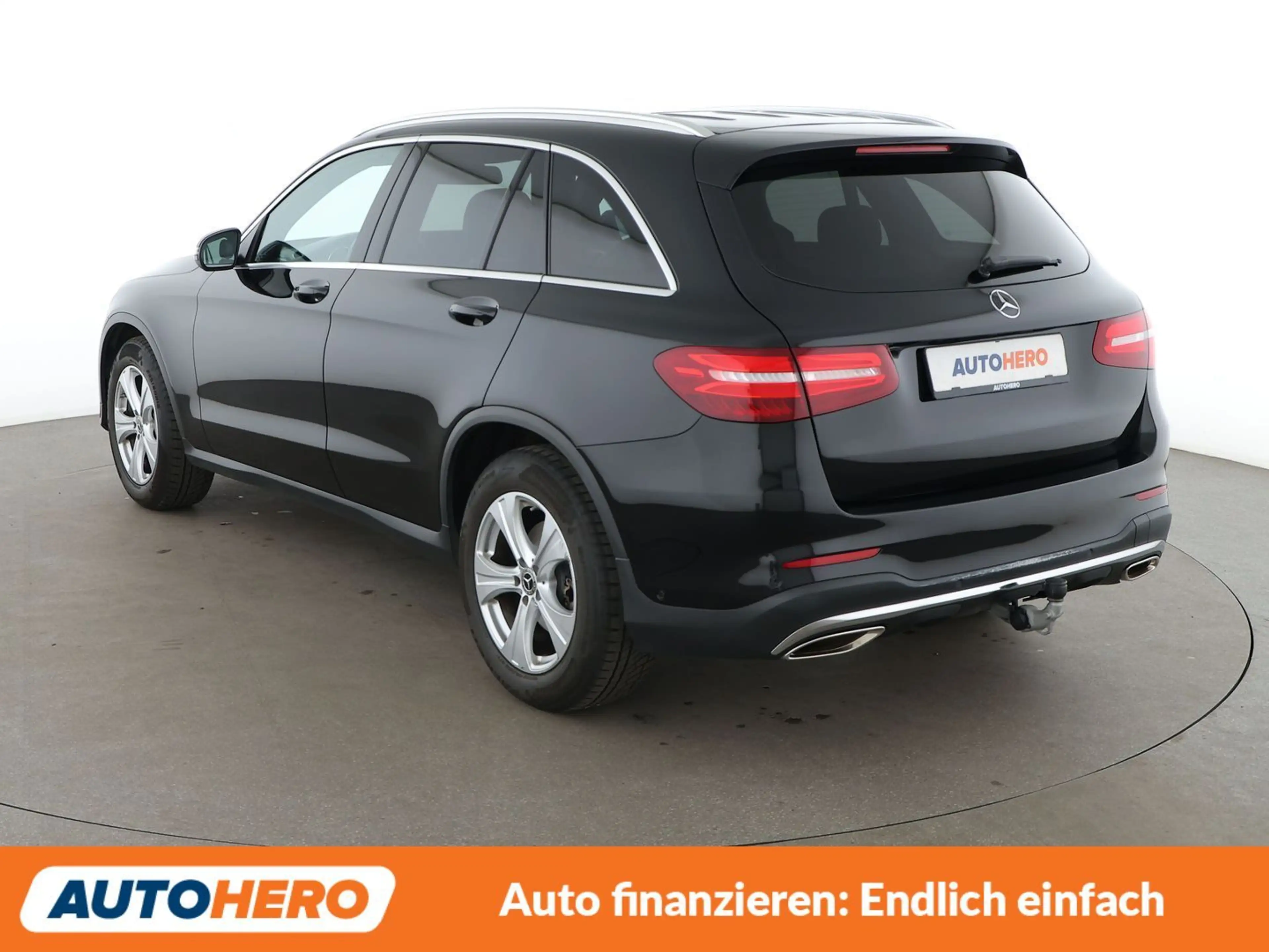 Mercedes-Benz GLC 250 4Matic AMG Line Aut.*NAVI*PDC*TEMPO* — photo 4