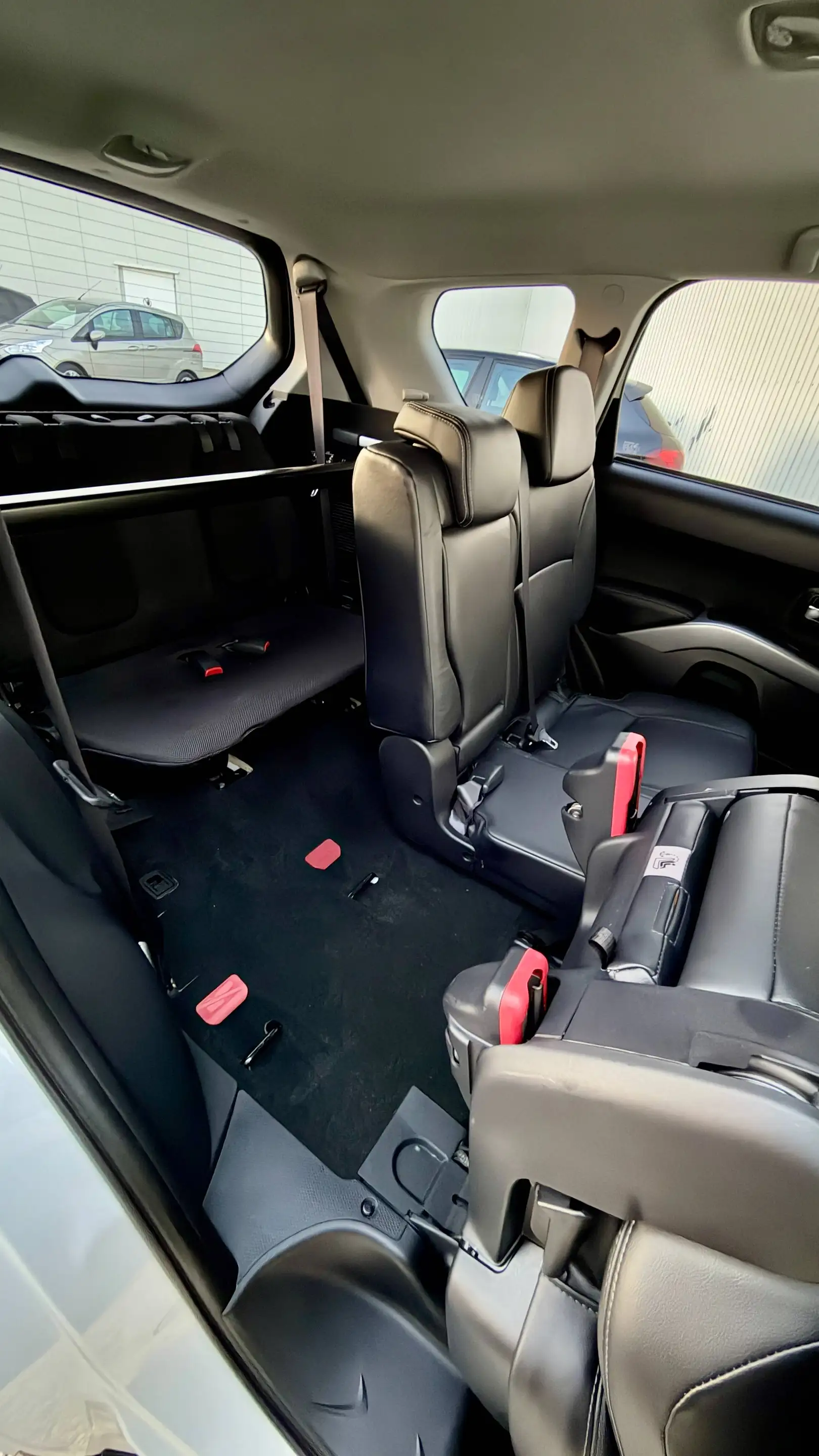 Peugeot 4007 Allure — photo 14