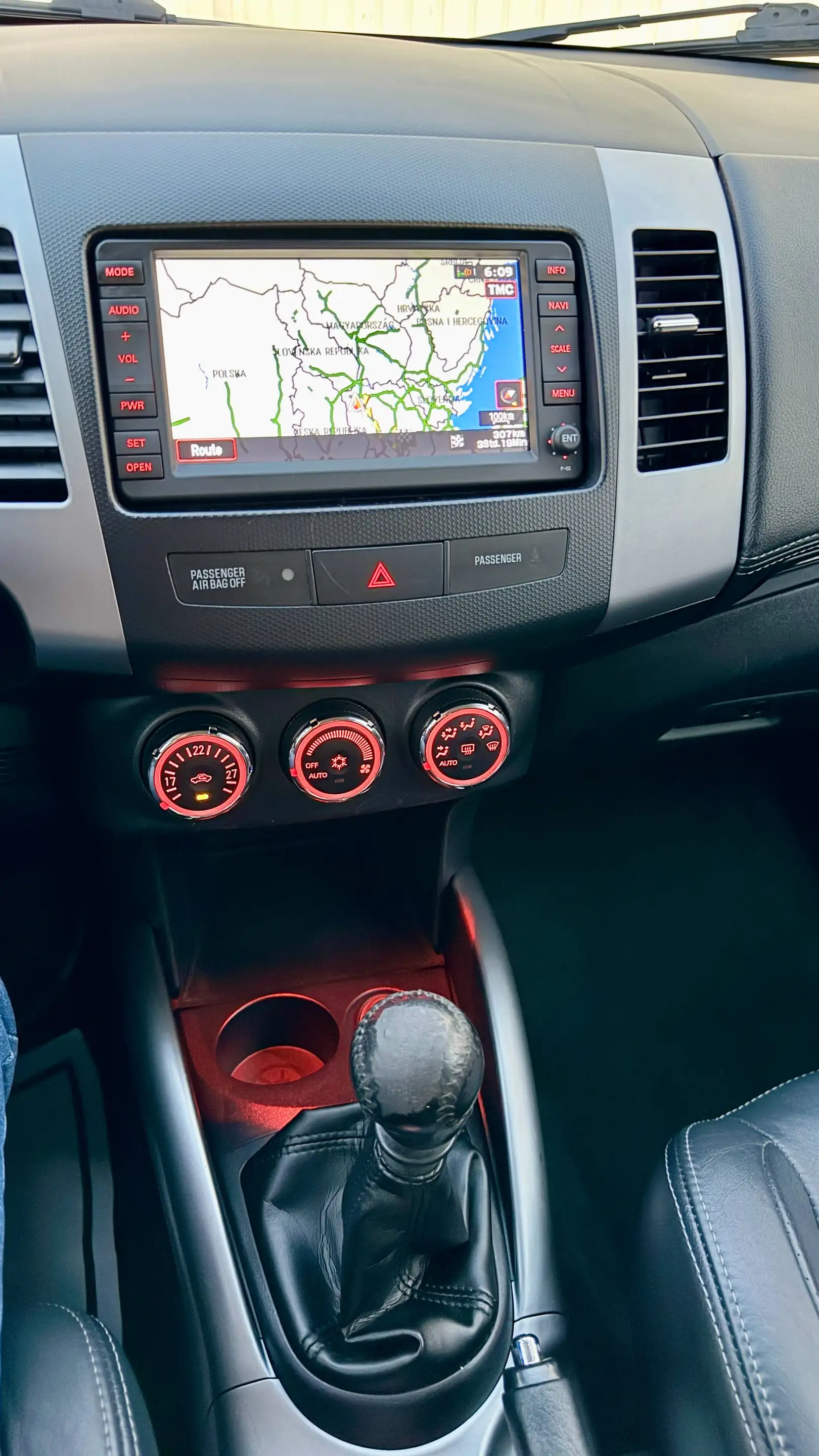 Peugeot 4007 Allure — photo 10