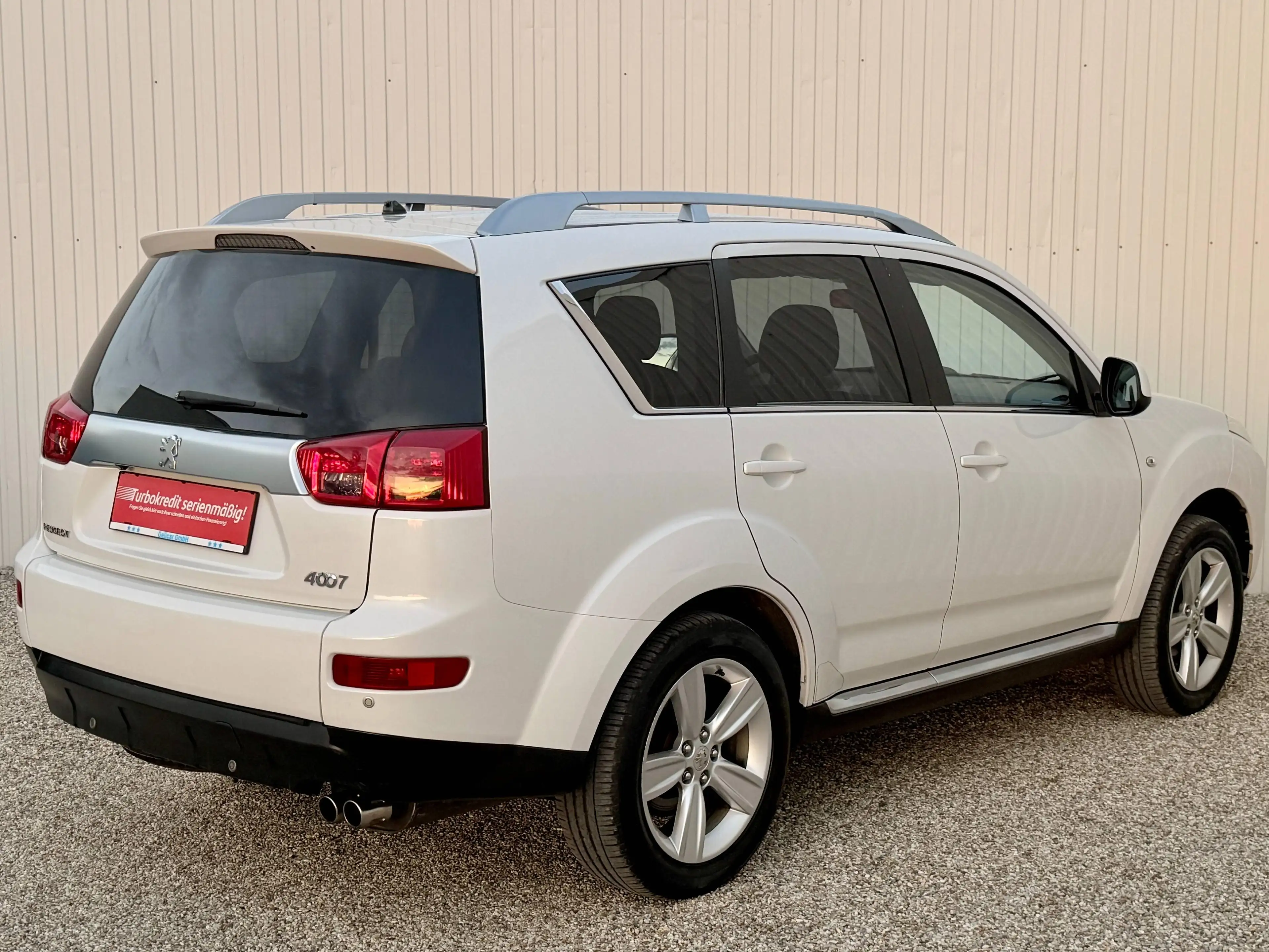Peugeot 4007 Allure — photo 6