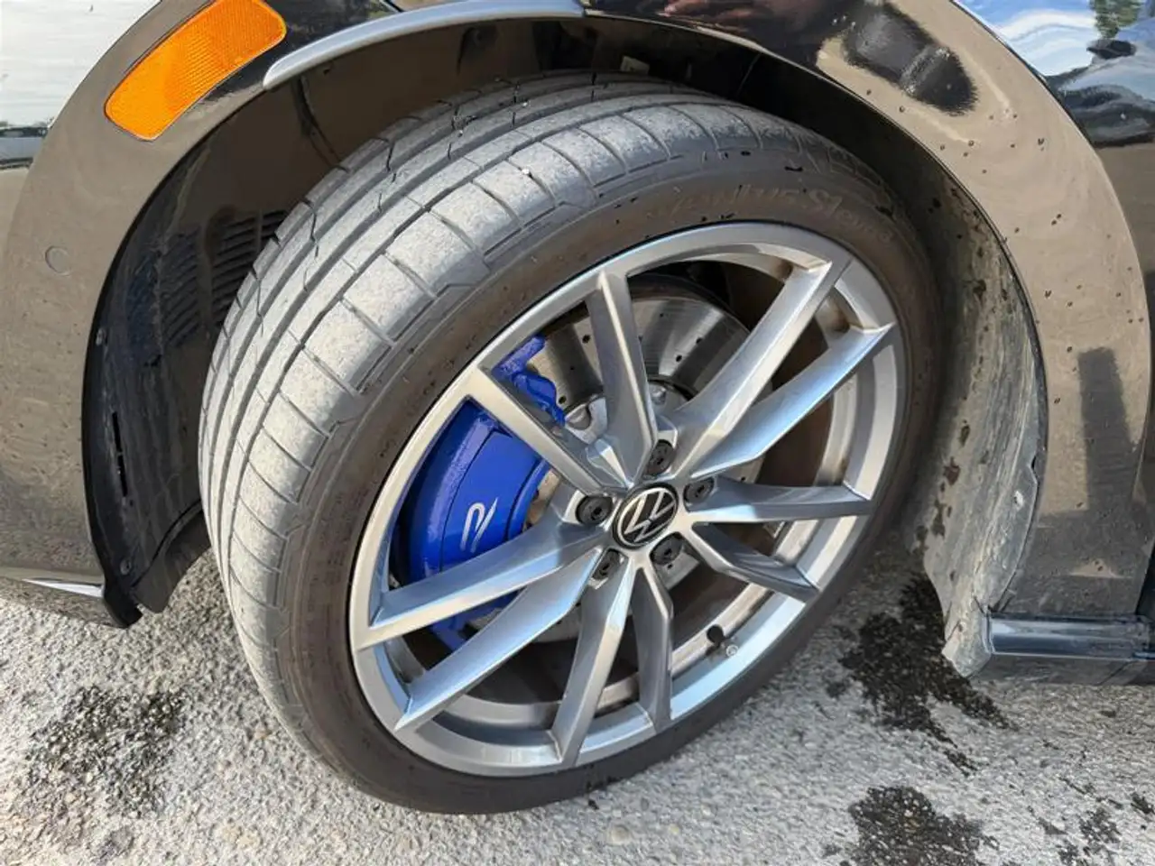 Volkswagen Golf R снимка Volkswagen Golf R