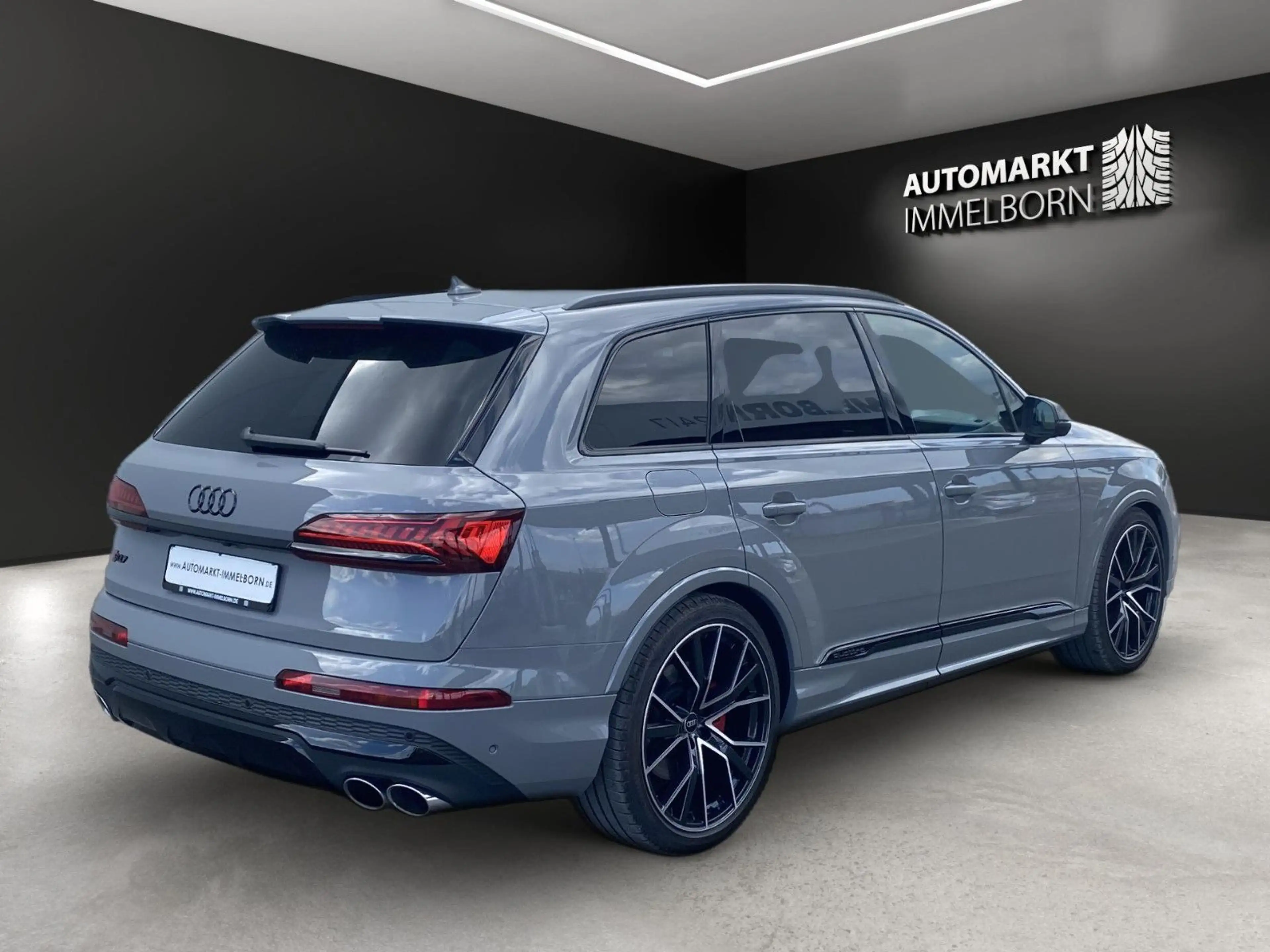 Audi SQ7 competition plus 7Sitz*Pano*Matrix*ACC*22 — photo 8