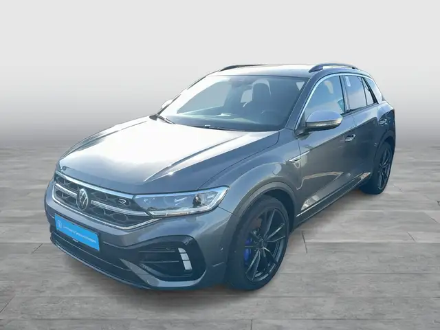 Volkswagen T-Roc view 2