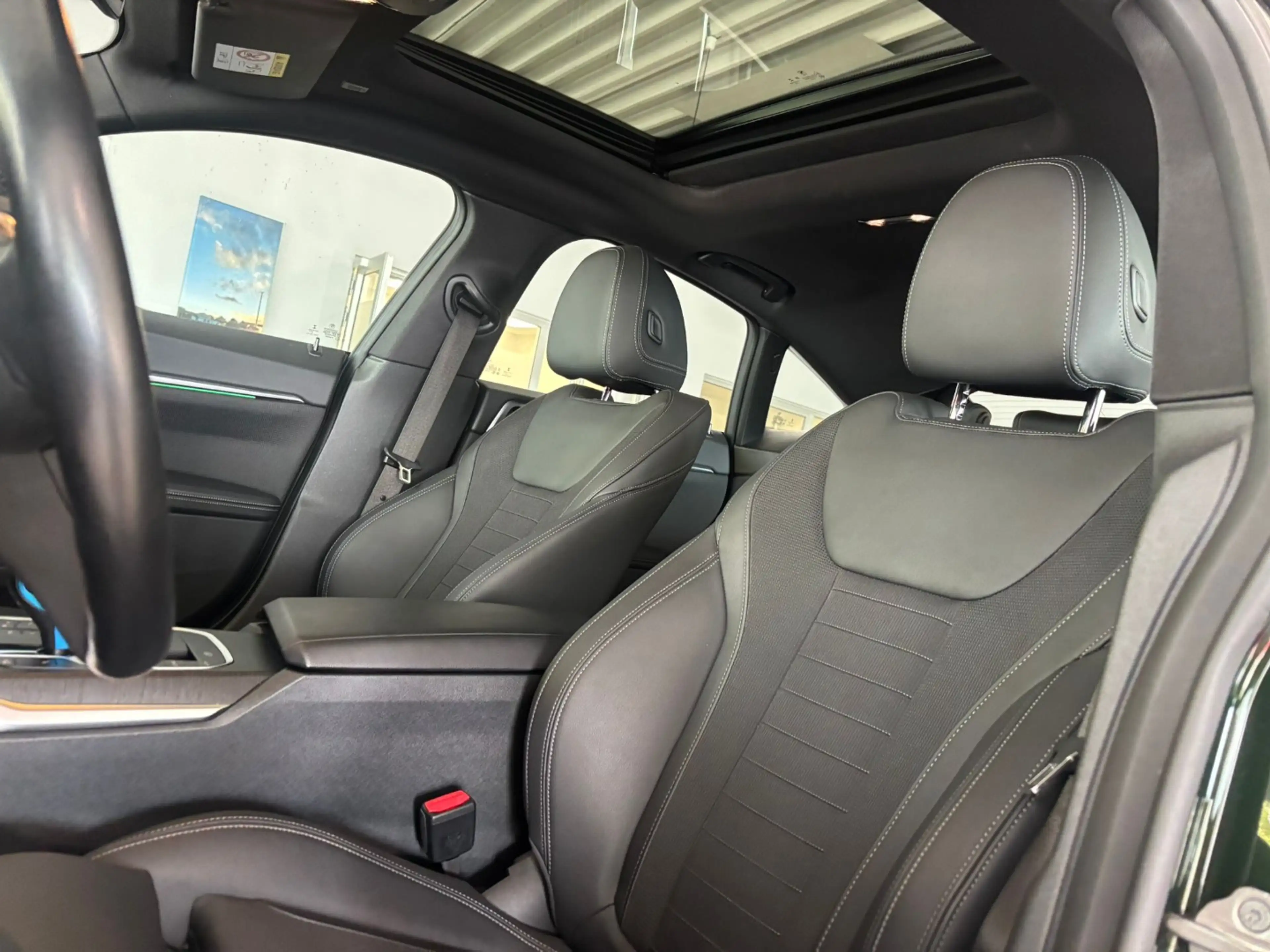 BMW i4 40 eDrive *AHK/PANO* — photo 11